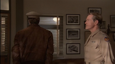 ROSWELL_-_E2X04_SUMMER_OF_47_1021.jpg
