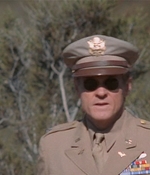 ROSWELL_-_E2X04_SUMMER_OF_47_0005.jpg