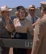 ROSWELL_-_E2X04_SUMMER_OF_47_0410.jpg