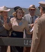 ROSWELL_-_E2X04_SUMMER_OF_47_0414.jpg