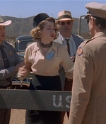 ROSWELL_-_E2X04_SUMMER_OF_47_0423.jpg