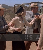ROSWELL_-_E2X04_SUMMER_OF_47_0450.jpg