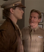 ROSWELL_-_E2X04_SUMMER_OF_47_0800.jpg