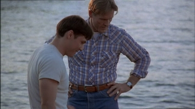 ROSWELL_-_E2X07_WIPEOUT_101.jpg