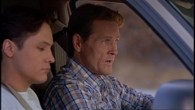 ROSWELL_-_E2X07_WIPEOUT_194.jpg