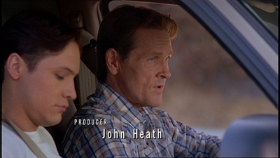 ROSWELL_-_E2X07_WIPEOUT_195.jpg
