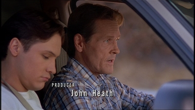 ROSWELL_-_E2X07_WIPEOUT_197.jpg