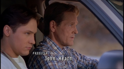ROSWELL_-_E2X07_WIPEOUT_199.jpg
