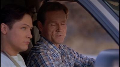 ROSWELL_-_E2X07_WIPEOUT_202.jpg