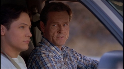 ROSWELL_-_E2X07_WIPEOUT_203.jpg