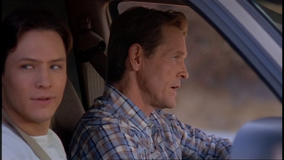 ROSWELL_-_E2X07_WIPEOUT_205.jpg