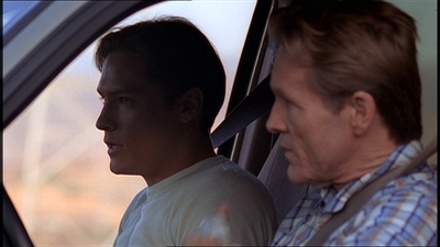 ROSWELL_-_E2X07_WIPEOUT_210.jpg