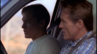 ROSWELL_-_E2X07_WIPEOUT_211.jpg