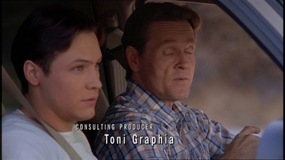 ROSWELL_-_E2X07_WIPEOUT_219.jpg