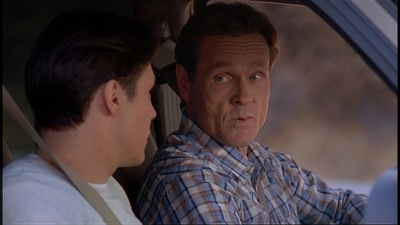 ROSWELL_-_E2X07_WIPEOUT_225.jpg