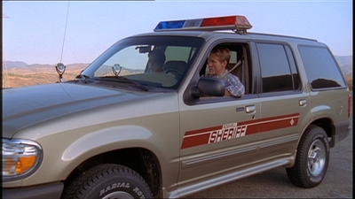 ROSWELL_-_E2X07_WIPEOUT_233.jpg