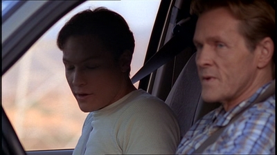 ROSWELL_-_E2X07_WIPEOUT_235.jpg
