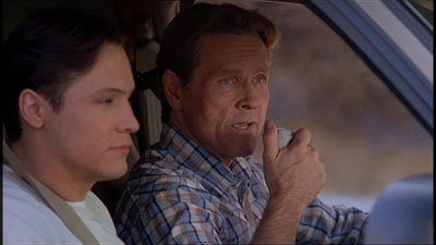ROSWELL_-_E2X07_WIPEOUT_259.jpg