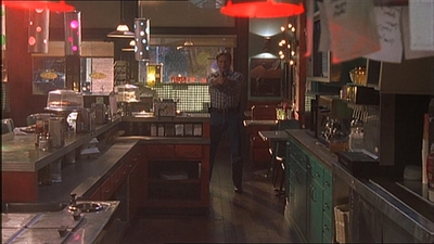 ROSWELL_-_E2X07_WIPEOUT_269.jpg