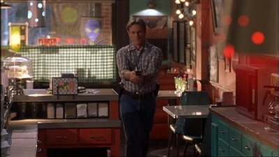 ROSWELL_-_E2X07_WIPEOUT_272.jpg