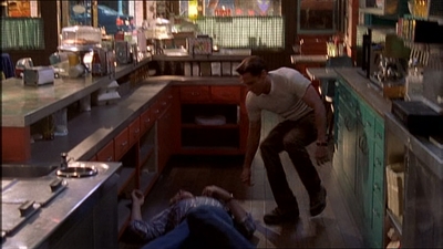 ROSWELL_-_E2X07_WIPEOUT_290.jpg