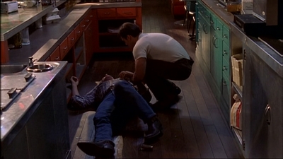 ROSWELL_-_E2X07_WIPEOUT_291.jpg