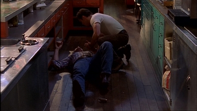 ROSWELL_-_E2X07_WIPEOUT_295.jpg