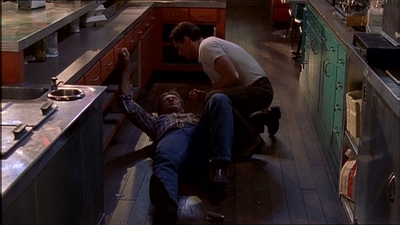 ROSWELL_-_E2X07_WIPEOUT_298.jpg
