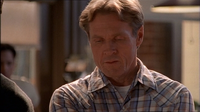 ROSWELL_-_E2X07_WIPEOUT_311.jpg