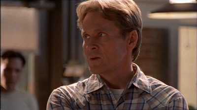 ROSWELL_-_E2X07_WIPEOUT_323.jpg