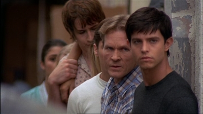 ROSWELL_-_E2X07_WIPEOUT_342.jpg