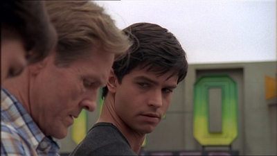 ROSWELL_-_E2X07_WIPEOUT_379.jpg