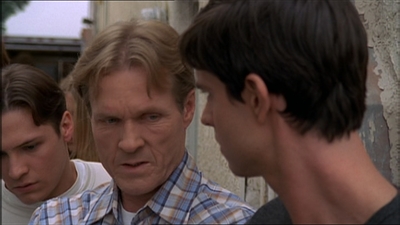 ROSWELL_-_E2X07_WIPEOUT_390.jpg