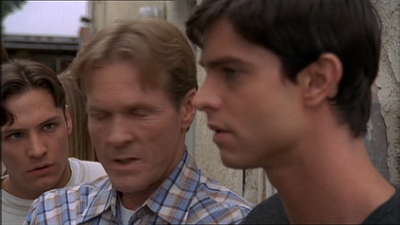 ROSWELL_-_E2X07_WIPEOUT_396.jpg