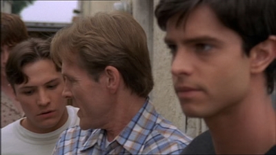 ROSWELL_-_E2X07_WIPEOUT_399.jpg