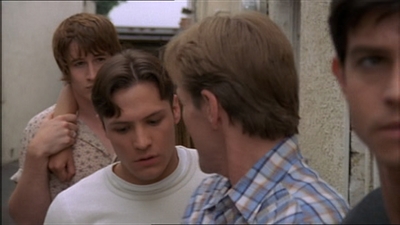 ROSWELL_-_E2X07_WIPEOUT_402.jpg