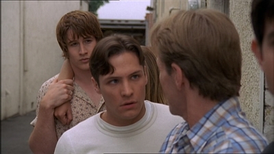 ROSWELL_-_E2X07_WIPEOUT_407.jpg