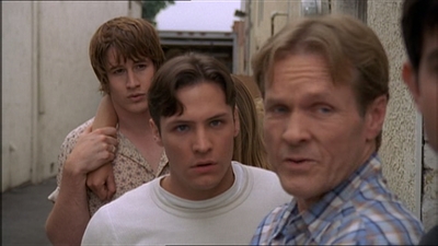 ROSWELL_-_E2X07_WIPEOUT_409.jpg