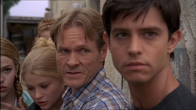 ROSWELL_-_E2X07_WIPEOUT_442.jpg