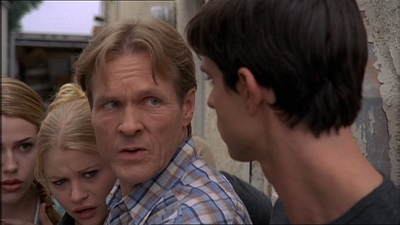 ROSWELL_-_E2X07_WIPEOUT_449.jpg