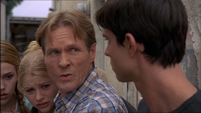 ROSWELL_-_E2X07_WIPEOUT_451.jpg