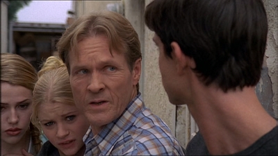 ROSWELL_-_E2X07_WIPEOUT_456.jpg