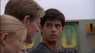 ROSWELL_-_E2X07_WIPEOUT_457.jpg