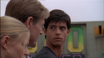 ROSWELL_-_E2X07_WIPEOUT_458.jpg