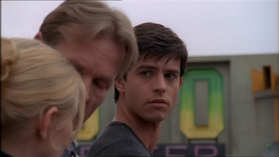 ROSWELL_-_E2X07_WIPEOUT_466.jpg