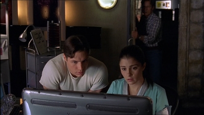 ROSWELL_-_E2X07_WIPEOUT_472.jpg