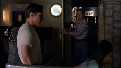 ROSWELL_-_E2X07_WIPEOUT_486.jpg