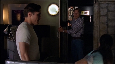 ROSWELL_-_E2X07_WIPEOUT_487.jpg