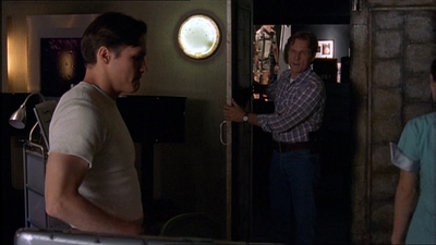 ROSWELL_-_E2X07_WIPEOUT_492.jpg