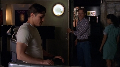 ROSWELL_-_E2X07_WIPEOUT_501.jpg